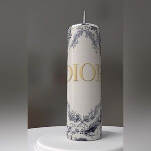 White and Blue 20 oz. stainless steel tumbler, NWT